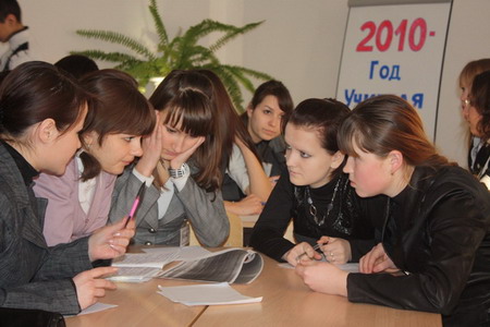 14:26 МОУ «Гимназия №8» города Шумерли участвует в открытии Года учителя в Чувашской Республике 